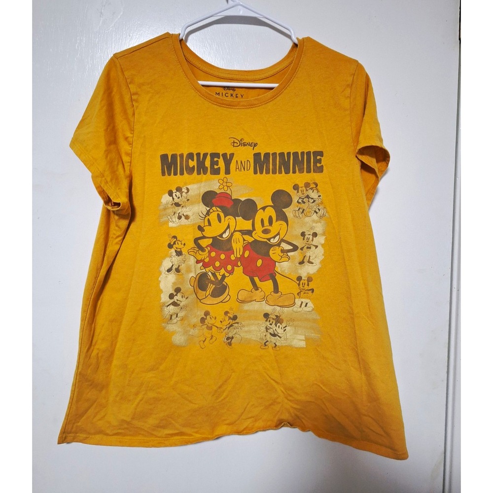 Disney Women Size XL Yellow Mickey Mouse & Minnie Mouse Graphic T-Shirt